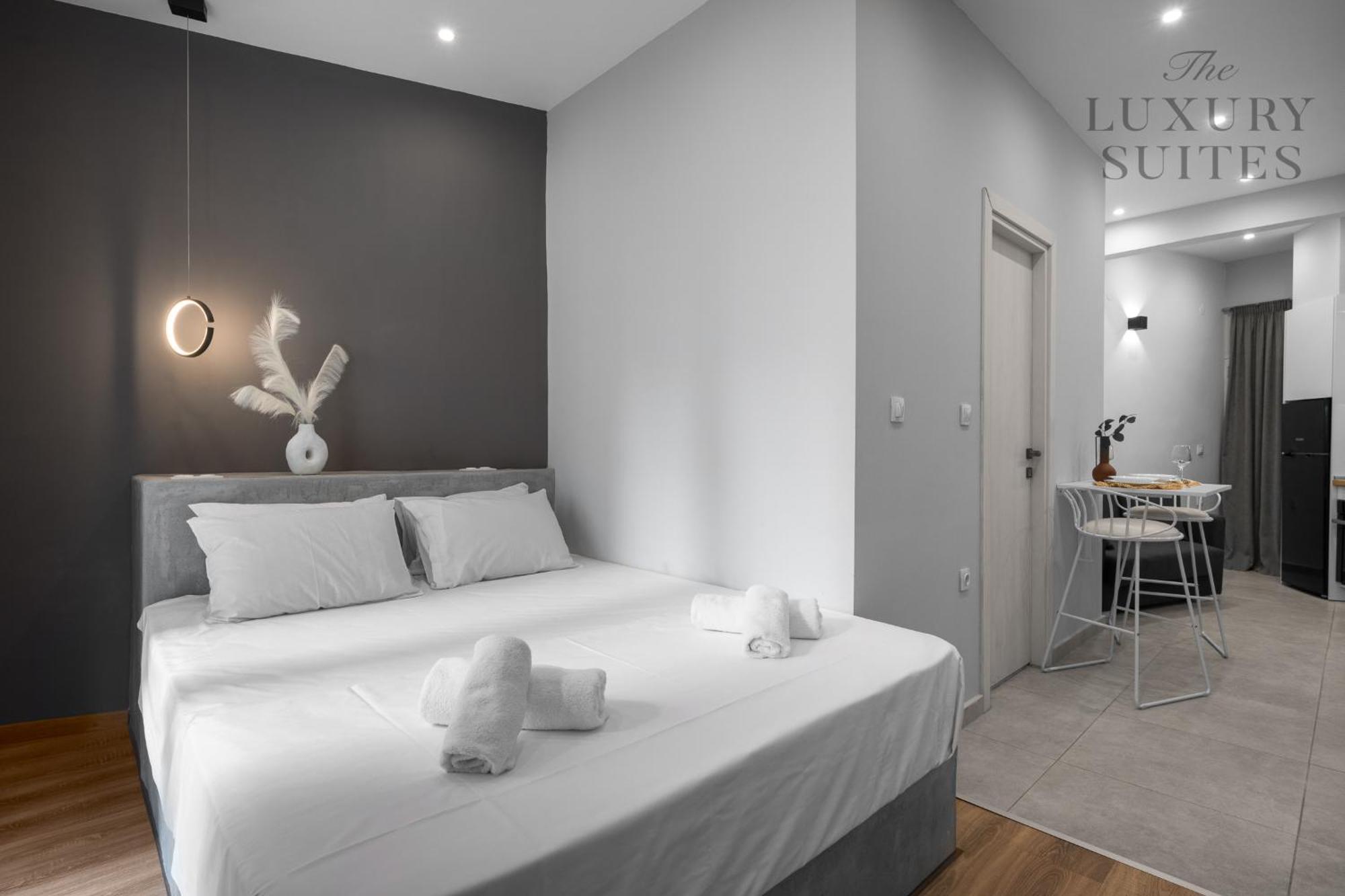 Mavili, The Luxury Apartment *